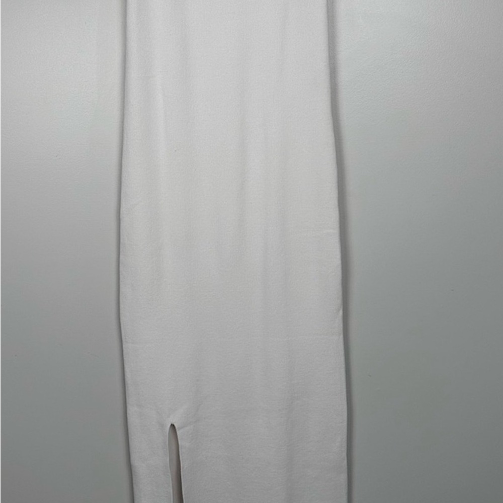 NWT J.Crew Sleeveless Sweater Dress in Stretch Viscose Blend White size medium - Picture 3 of 4